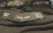 Load image into Gallery viewer, Zara Womens Black Long Sleeve Crew Neck Fur Trim Knitted Pullover Sweater Size L