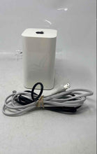 Load image into Gallery viewer, Apple AirPort Extreme Model A1521 White Base Station Router No Tested