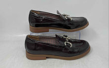 Load image into Gallery viewer, Giani Bernini Womens Brown Patent Leather Round Toe Slip-On Loafer Shoes Size 7M
