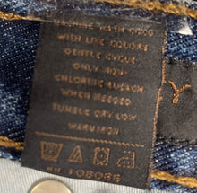 Load image into Gallery viewer, Sean John Mens Blue Denim Garvey Loose Fit Straight Leg Jeans Size W34xL30