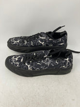 Load image into Gallery viewer, Karl Lagerfeld Mens LF2S3007 Black White Low Top Lace-Up Sneaker Shoes Size 9.5M