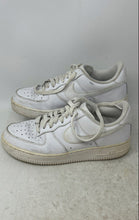 Load image into Gallery viewer, Nike Mens Air Force 1 Low White Low Top Lace-Up Sneaker Shoes Size 9.5