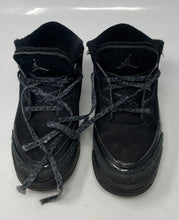 Load image into Gallery viewer, Authentic Nike Boys Air Jordan 3 Retro Black Sneaker Shoes Size 2Y Damaged