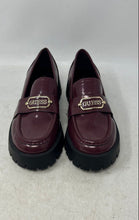 Load image into Gallery viewer, Guess Womens Burgundy Leather Round Toe Slip-On Casual Loafers Shoes Size 5.5M