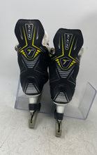 Load image into Gallery viewer, CCM Unisex Kids Tacks 1092 Multicolor Lace-Up Ice Hockey Skates Size 10