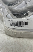 Load image into Gallery viewer, Puma Womens Smash Platform V2L 381447-01 White Lace-Up Sneakers Shoes Size 9