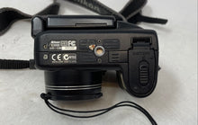 Load image into Gallery viewer, Nikon Coolpix 5000 Black Built-In Flash Compact Digital Camera Not Tested