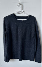 Load image into Gallery viewer, Abercrombie & Fitch Womens Blue Ribbed Knit Long Sleeve Pullover Sweater Size M