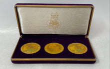 Load image into Gallery viewer, Enesco Precious Moments Collectors Club 1993-1994 Commemorative Medallion Coins