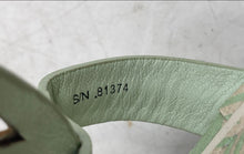 Load image into Gallery viewer, Authentic Tory Burch Womens Green Slip-On Thong Sandals Size 9M Damaged