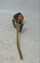 Load image into Gallery viewer, 24k Gold Dipped Patriotic Lacquer Real Rose Star Spangled American Flag