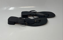 Load image into Gallery viewer, Kate Spade New York Womens Black leather Slip-On Block Thong Sandals Size 9.5