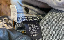 Load image into Gallery viewer, J.Crew Womens Blue Denim Pockets Medium Wash Stretch Straight Leg Jeans Size 28S