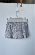 Load image into Gallery viewer, Lululemon Womens Gray Printed Elastic Waist Activewear Athletic Skort Sz 4 Tall