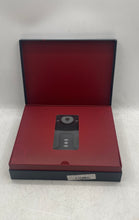 Load image into Gallery viewer, Intelligent Wireless Fitness Apparatus In Box Muscle Stimulator Not Tested