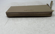 Load image into Gallery viewer, Michael Kors Womens Green Leather Card Holder Inner Pocket Zip-Around Wallet