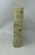 Load image into Gallery viewer, Holy Bible Old And New Testaments Family Edition King James Version Book
