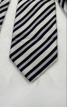 Load image into Gallery viewer, Gianni Viera Mens White Silver-Tone Striped Silk Keeper Loop Pointed Tie