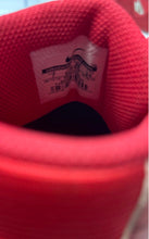 Load image into Gallery viewer, Nike Womens Air Prestige 3 Red Lace-Up Sneakers Shoes Size 7