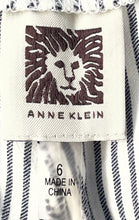 Load image into Gallery viewer, Anne Klein Womens White Gray Striped Pull-On Skinny Leg Cropped Pants Size 6