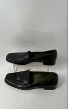 Load image into Gallery viewer, Ann Taylor Womens Dark Brown Croc Embossed Slip-On Loafers Shoes Size 9M