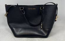 Load image into Gallery viewer, Michael Kors Womens Trista Grab Black Pebbled Leather Double Handle Tote Bag