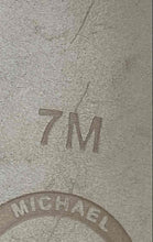 Load image into Gallery viewer, Michael Kors Womens Ariel Jet Set 6 Gold-Tone Platform Sandals Size 7 M
