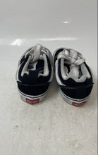 Load image into Gallery viewer, Vans Kids Knu-Skool 721356 Black White Lace-Up Low Top Sneaker Shoes Size 11