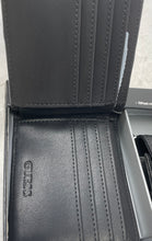 Load image into Gallery viewer, Guess Mens Black Leather Credit Card Bifold Wallet With Air Pods Case Inside Box