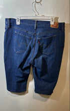 Load image into Gallery viewer, Levi's Womens Blue Denim Medium Wash 311 Shaping Skinny Leg Capri Jeans Size 16W