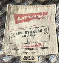 Load image into Gallery viewer, Levi's Mens Gray Plaid Cotton Pockets Long Sleeve Collared Button-Up Shirt Sz L