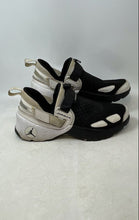 Load image into Gallery viewer, Nike Mens Air Jordan Trunner LX 897992-010 White Black Running Shoes Size 10