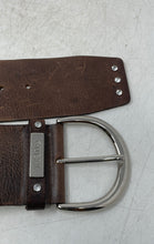 Load image into Gallery viewer, Vintage Guess Womens Brown Leather Adjustable Waist Belt Size Small