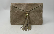 Load image into Gallery viewer, Unbranded Womens Brown Snake Skin Print Genuine Leather Crossbody Purse