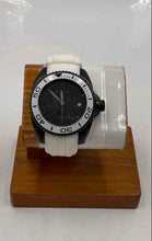 Load image into Gallery viewer, Authentic Invicta Women's Black/White Watch.
