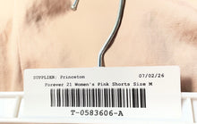 Load image into Gallery viewer, Forever 21 Womens Pink Pleated Front Cuffed Back Zip Chino Shorts Size Medium