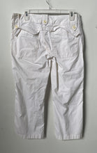 Load image into Gallery viewer, Express Womens White Flat Front Slash Pockets Straight Leg Capri Pants Size 6