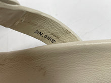 Load image into Gallery viewer, Authentic Tory Burch Womens White Slip-On Thong Sandals Size 7.5M Damaged