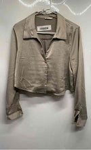 Load image into Gallery viewer, Zara Womens Gray Long Sleeve Spread Collar Cropped Button-Up Shirt Size M