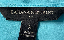 Load image into Gallery viewer, Banana Republic Womens Blue Ruffle V-Neck Sleeveless Pullover Blouse Top Size S