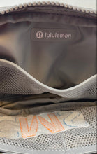 Load image into Gallery viewer, Lululemon Womens Everywhere Gray Adjustable Strap Inner Pockets Fanny Pack