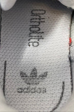 Load image into Gallery viewer, Adidas Kids Superstars FU7717 White And Black Low Top Sneaker Shoes Size 7K
