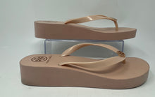 Load image into Gallery viewer, Authentic Tory Burch Womens Light Pink Slip-On Flip-Flop Sandals Size 11M Worn