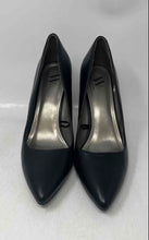 Load image into Gallery viewer, Worthington Womens Black Pointed Toe Slip-On High Block Pump Heels Size 11