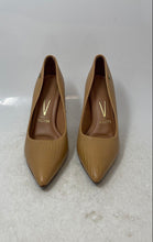 Load image into Gallery viewer, Vizzano Womens Scarpin Beige Croc-Embossed Pointed Toe Slip-On Pump Heels Size 7