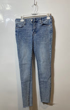 Load image into Gallery viewer, True Religion Womens Blue Pockets Stretch Denim Skinny Leg Jeans Size 27