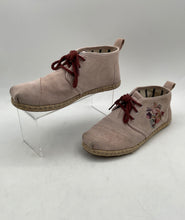 Load image into Gallery viewer, Toms Womens Bota Light Pink Round Toe Lace-Up Ankle Boots Size 7 Stained