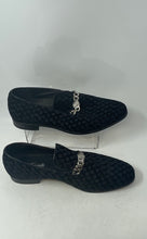 Load image into Gallery viewer, Amali Mens Black Velvet Lion Head Piece Slip-On Loafer Shoes Size 11