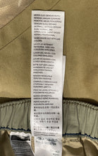 Load image into Gallery viewer, Levi's Mens Green Flat Front Slash Pocket Drawstring XX Chino Shorts Size Large