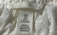Load image into Gallery viewer, H&M Womens White Cotton Embroidered Eyelet Balloon Sleeve Blouse Top Size Small